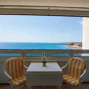 ocean-front-apartment-free-wifi.in-canary-islands.com/